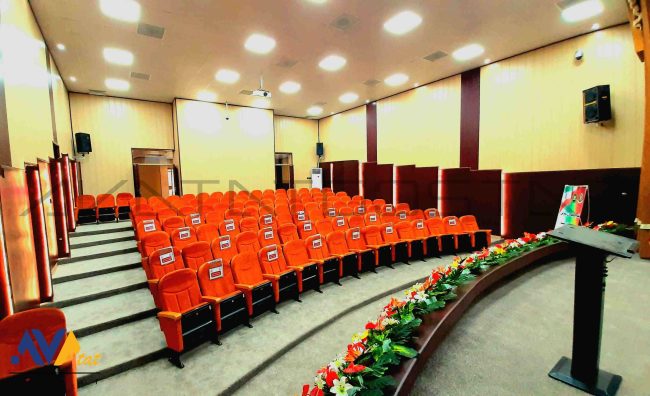 تجهیز سالن همایش دانشگاه پرستاری ارتش -آواتات گستر تجهیز سالن همایش دانشگاه پرستاری ارتش - آواتات گستر